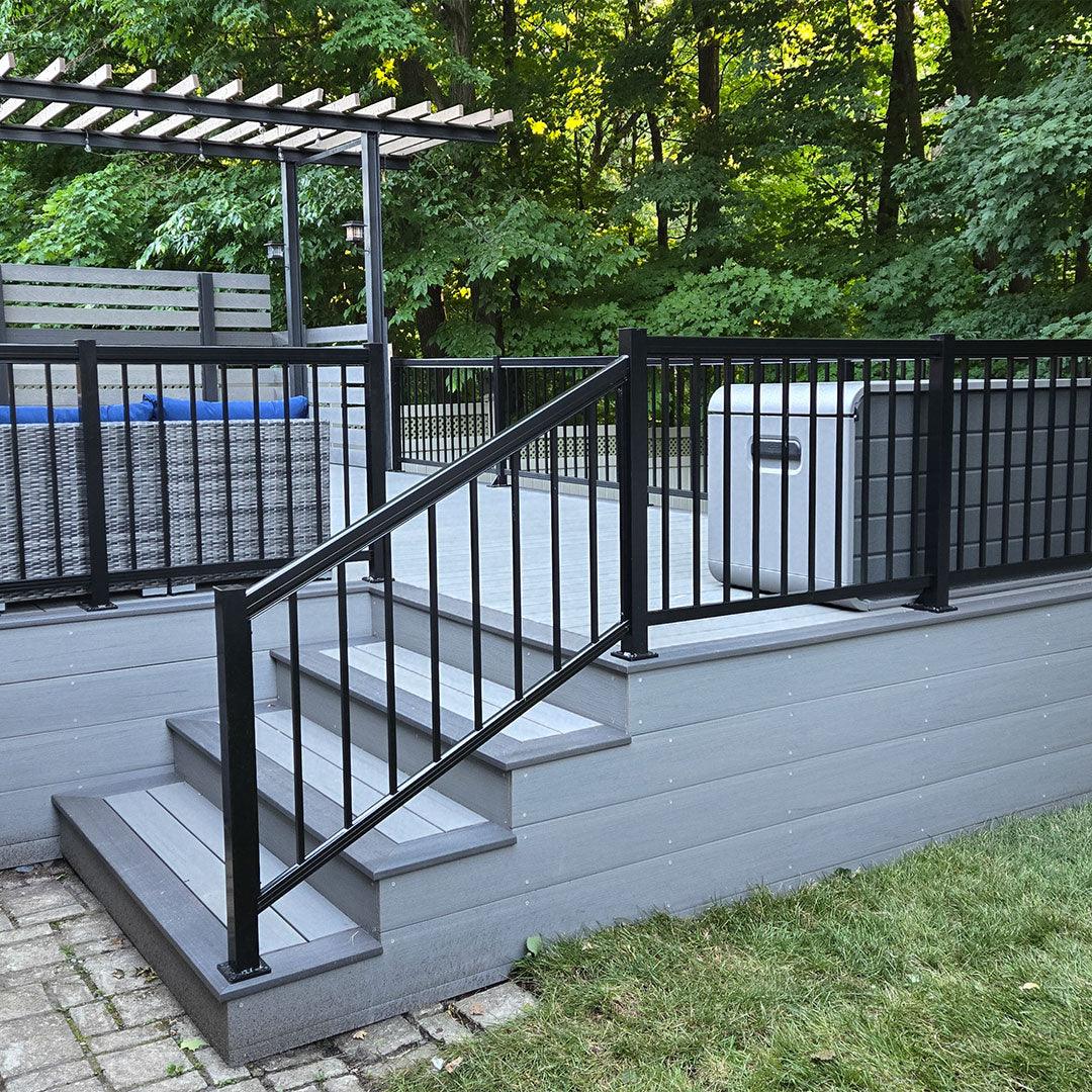 Aluminum Railing with Spindles - Deckify