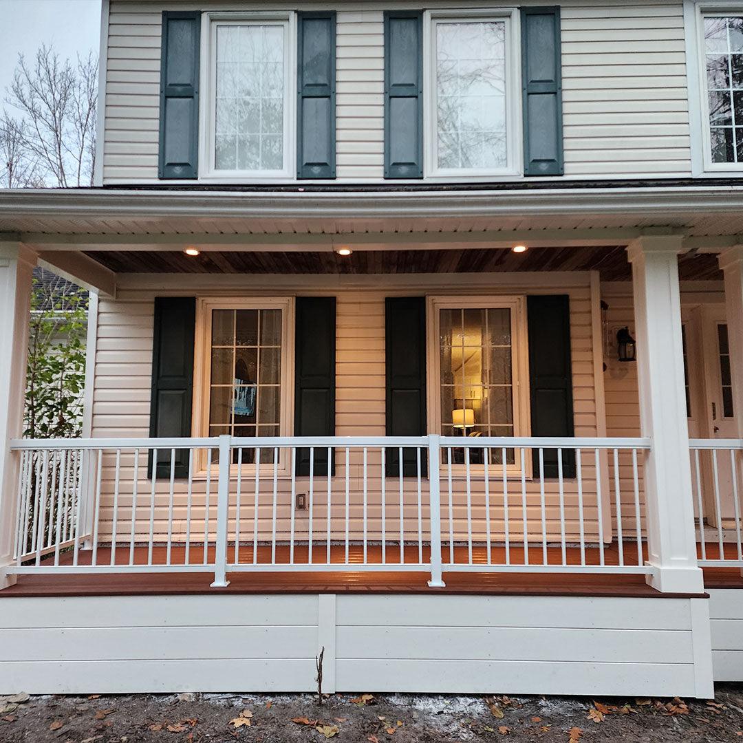 Aluminum Railing with Spindles - Deckify