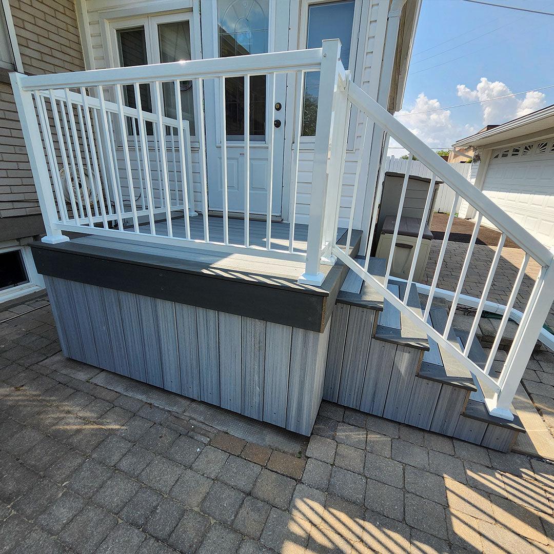 Aluminum Railing with Spindles - Deckify