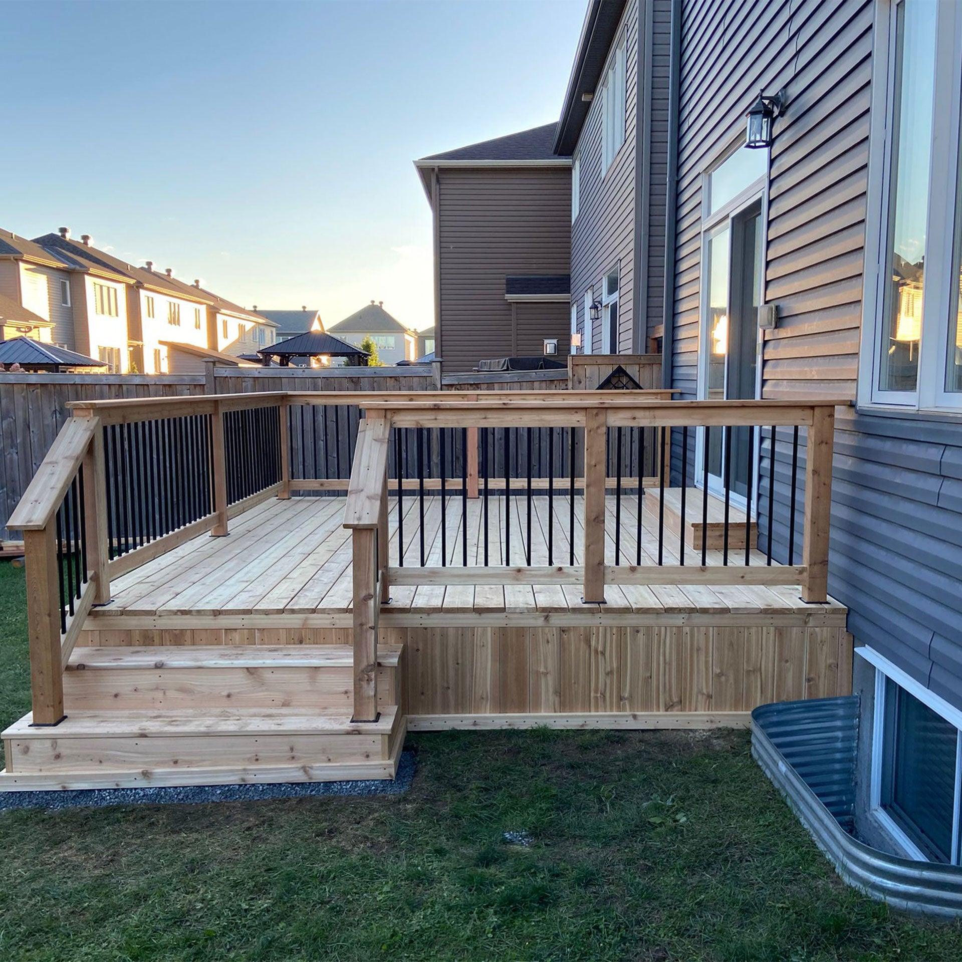 Cedar Deck - Kanata - Deckify