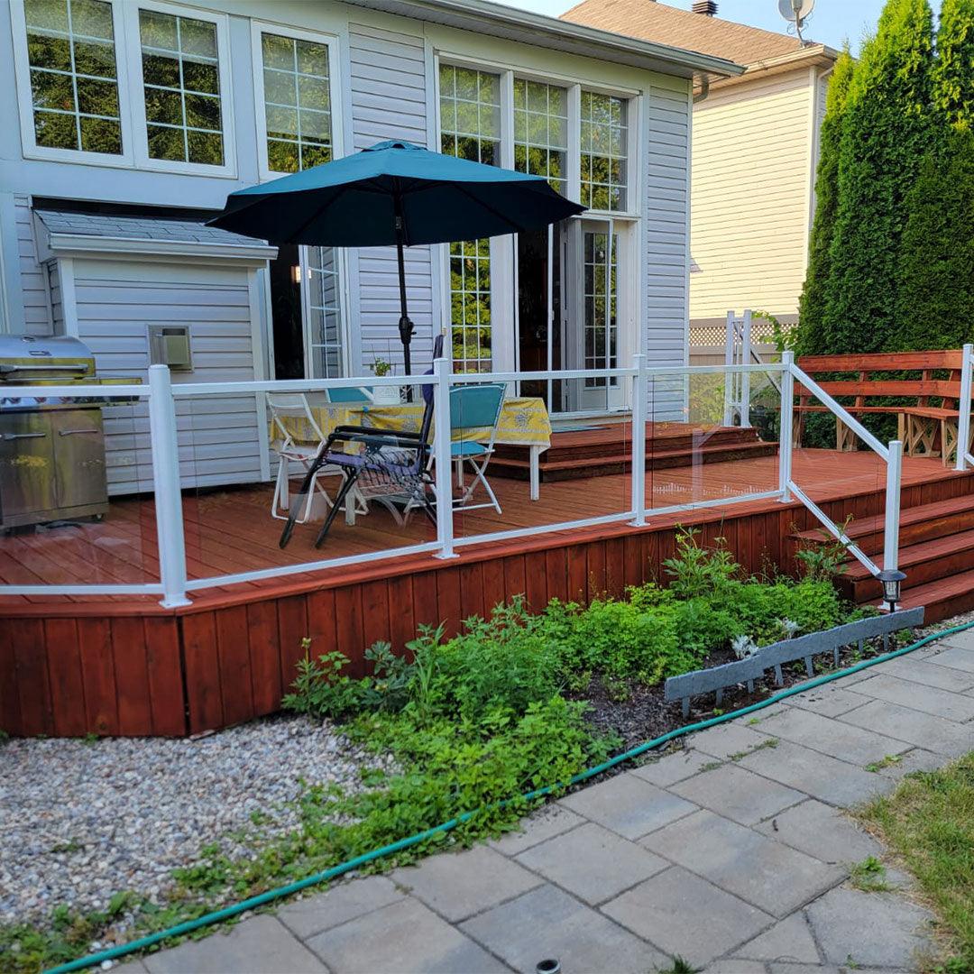 Aluminum Railing with Glass Panels - Deckify