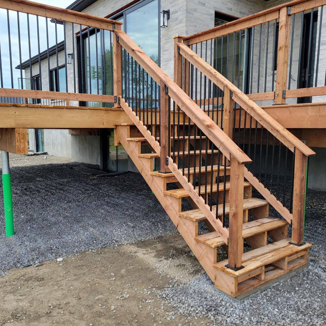 Wood Railing with Aluminum Spindles